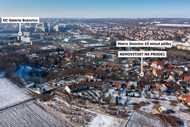 Novostavba rodinného domu o 2 bytových jednotkách na ulici Branišovská, České Budějovice