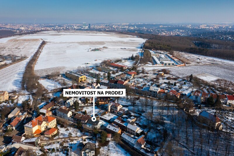 Novostavba rodinného domu o 2 bytových jednotkách na ulici Branišovská, České Budějovice