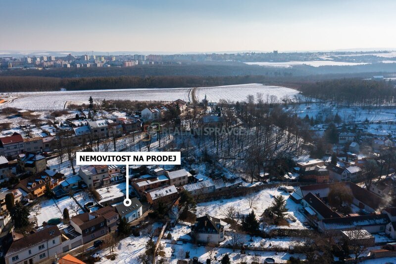 Novostavba rodinného domu o 2 bytových jednotkách na ulici Branišovská, České Budějovice